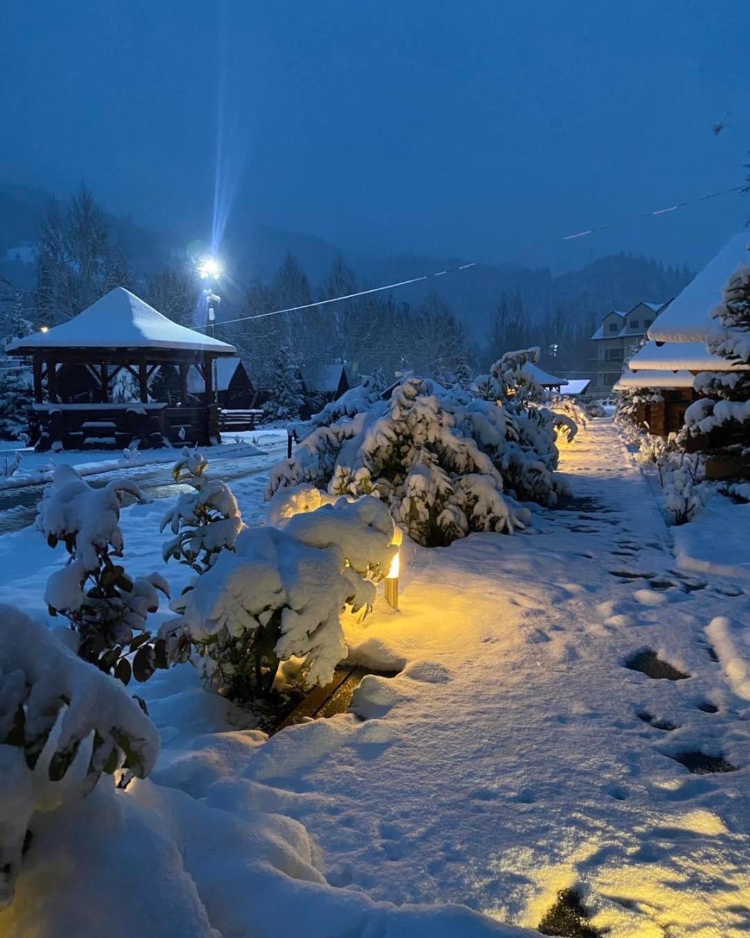 Complex Adora Hotel Bicaz Exterior photo